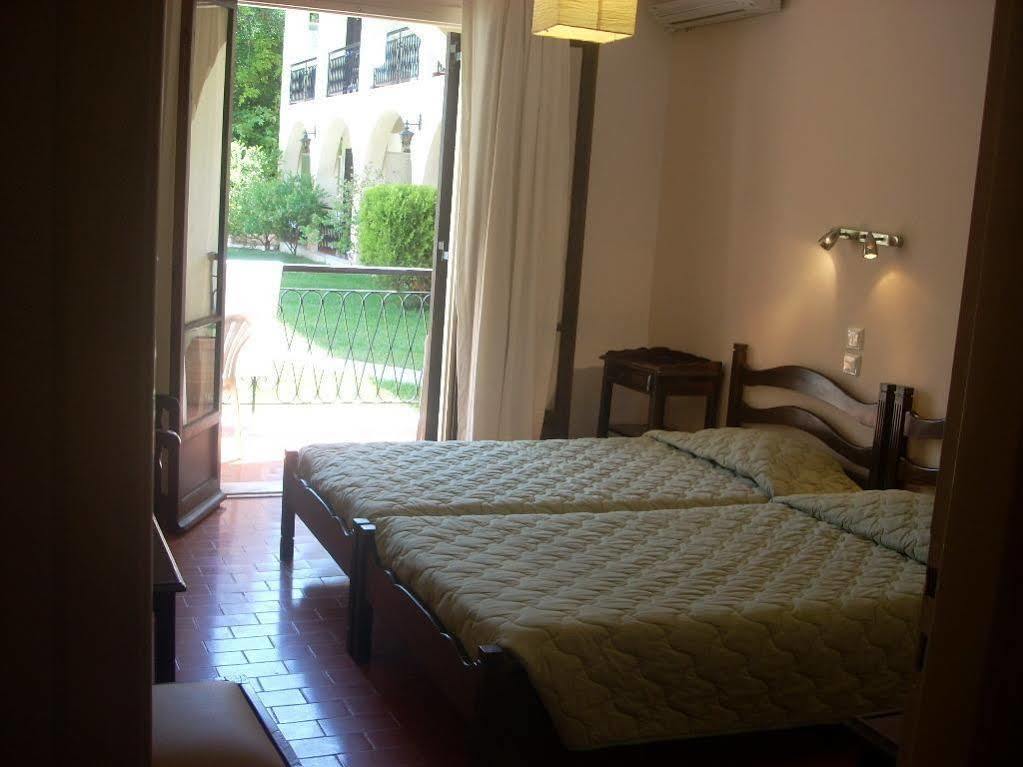 Annaliza Apartments Ipsos Ngoại thất bức ảnh